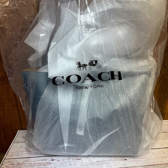 COACH Polished Pebbled Leather Market Tote - Picture 8 of 10